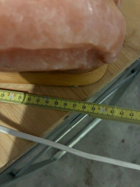 Minerali & Pietre curative: Salzkristalllampe Delfinlampe – Usato da Volketswil venduto da Schnieke 3