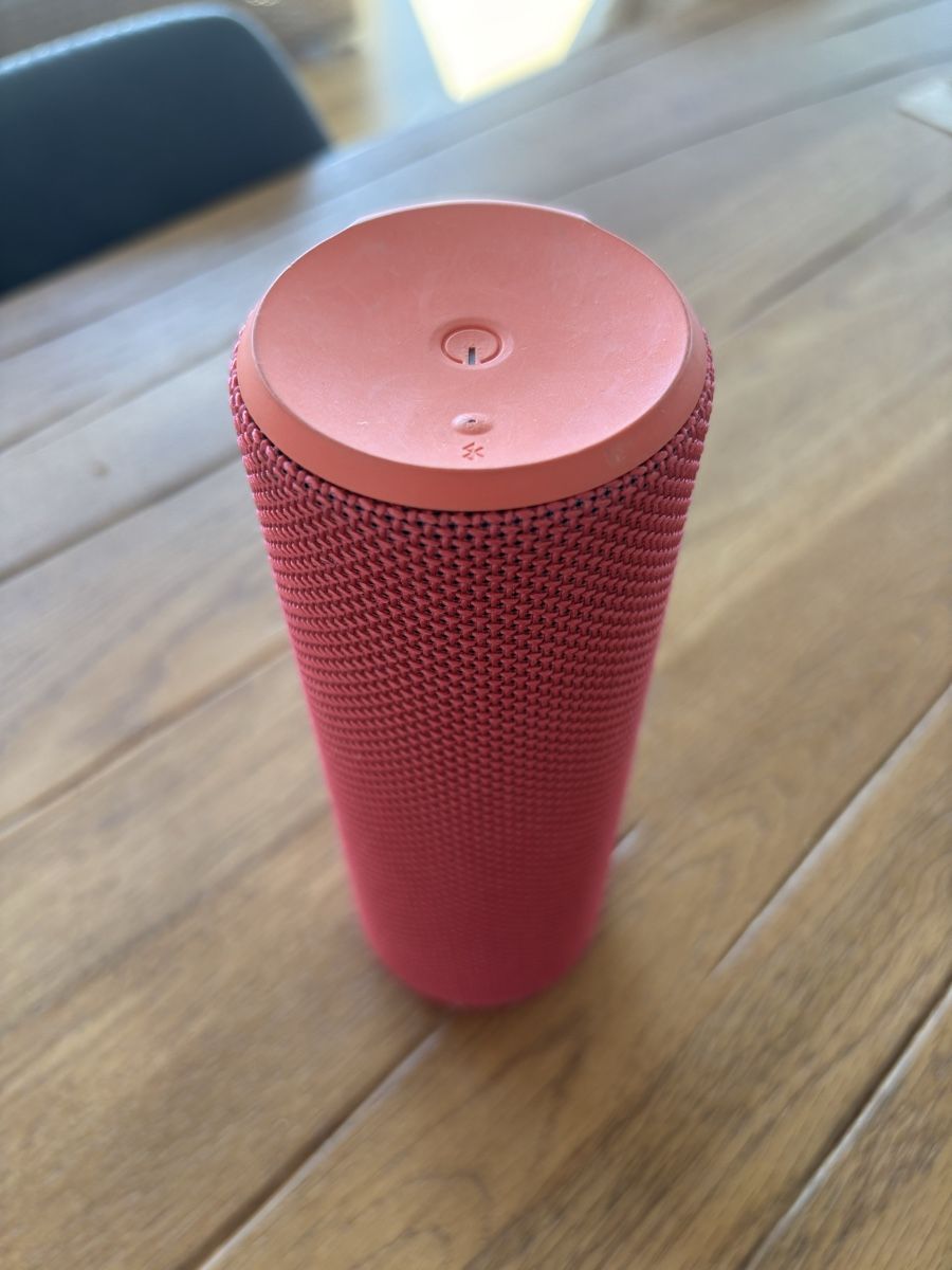 Casse acustiche: Ultimate Ears Boom 3 Speaker Red Good Condition – Usato da Basel venduto da eri_zh8y 1