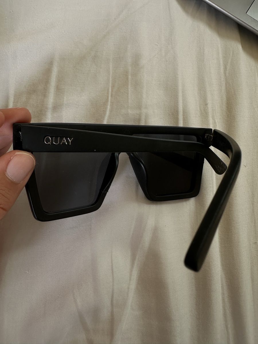 Occhiali & Lenti: Quay Sunglasses – Usato da Zürich venduto da Annalauber