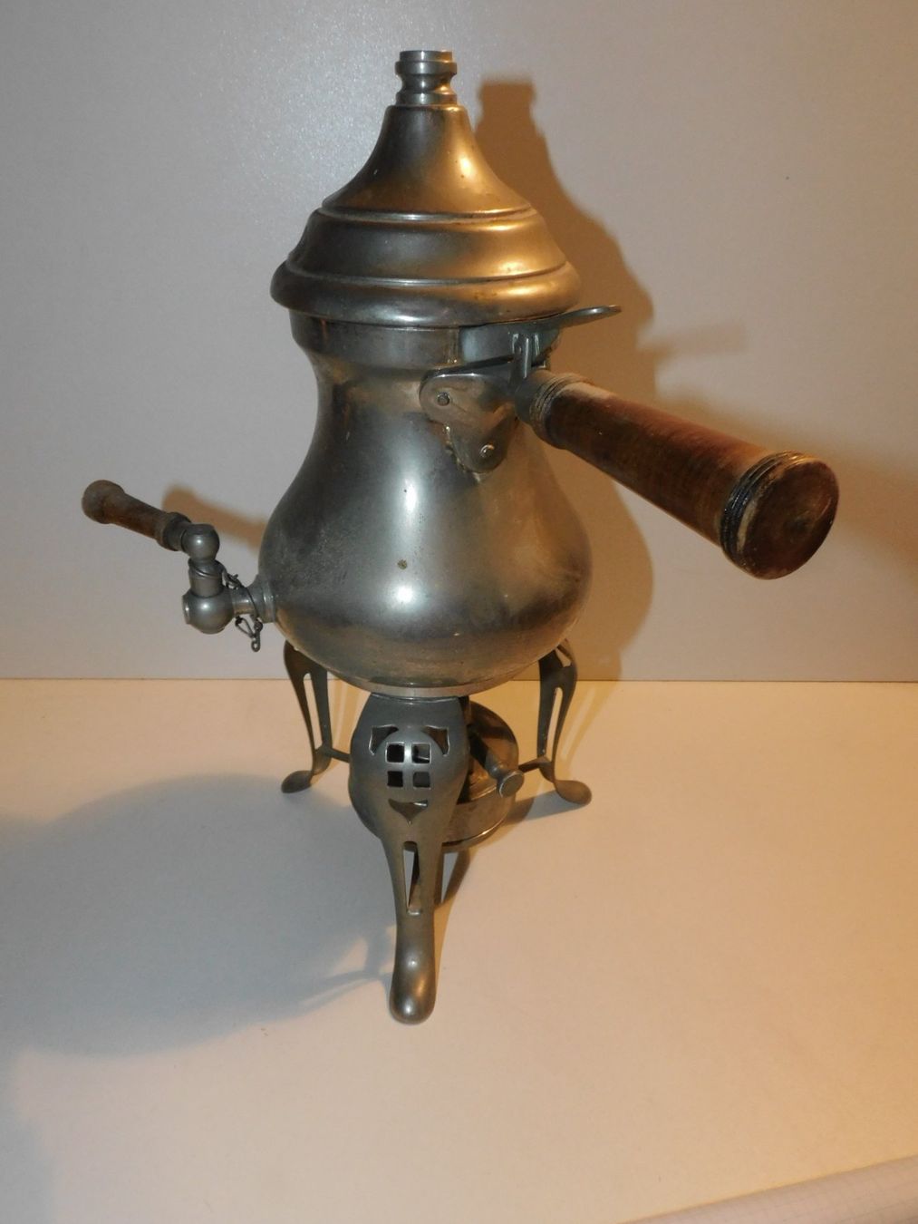 Macchine per caffè & Macchine per espresso: Moccamaschine Samowar antikes Objekt – Usato da Sursee venduto da 76 5