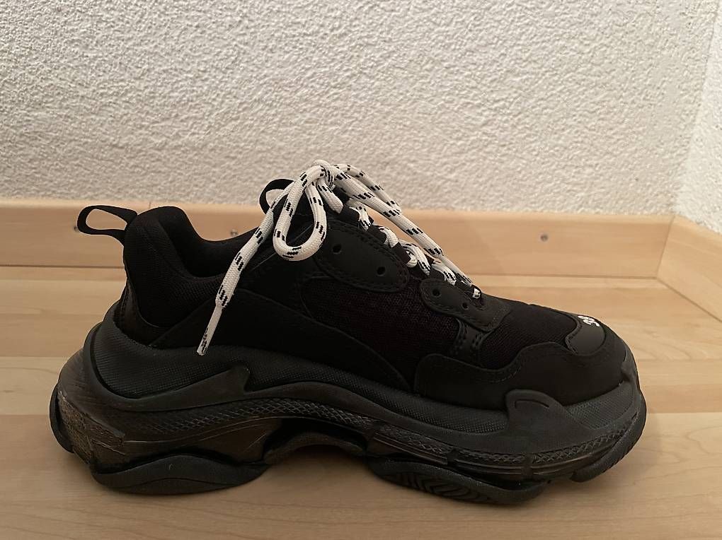 Scarpe da uomo: BalenciagaTriple S – Usato da Zürich venduto da ran_bq8y
