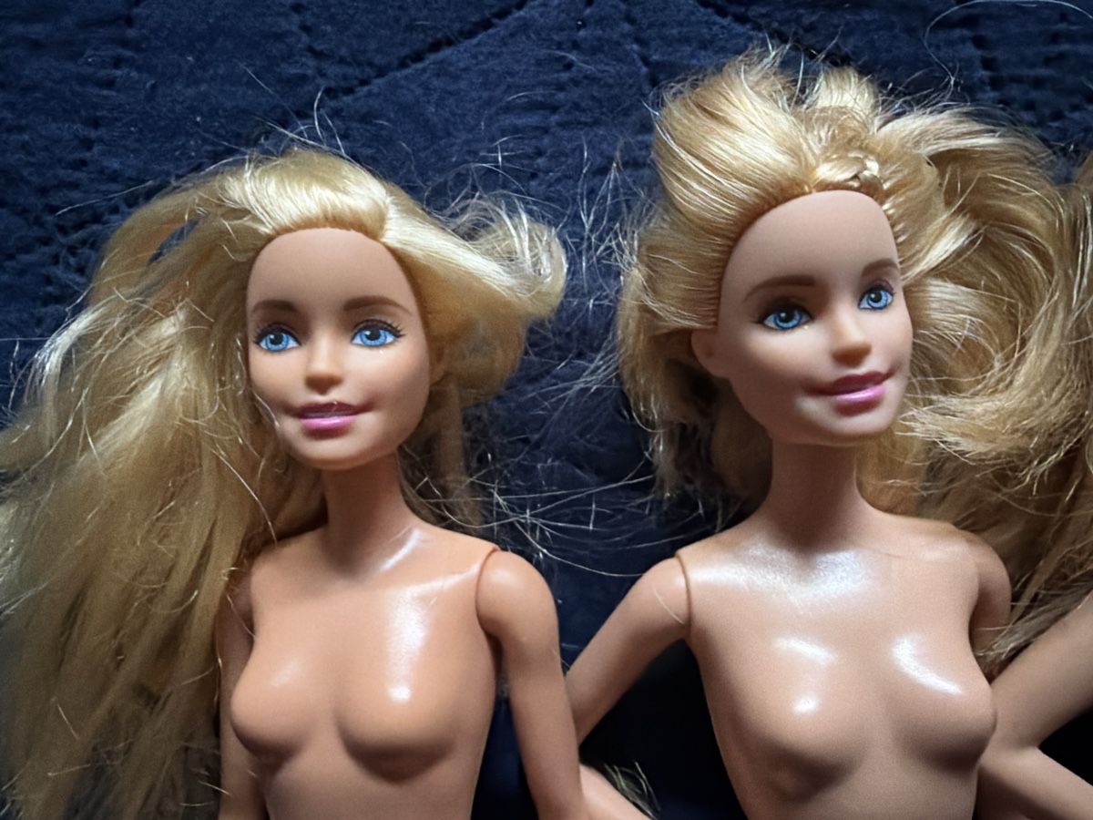 Bambole: Barbie Mattel, blonde, lot de 6 – Usato da Vernayaz venduto da fca_rc6d 6