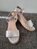 Dorothy Perkins Sandalen silber, Grösse 4