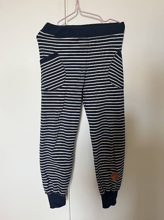 Leggings: Finkid huvi Ringelleggins Jogginghose  – Usato da Basel venduto da leoniewenz