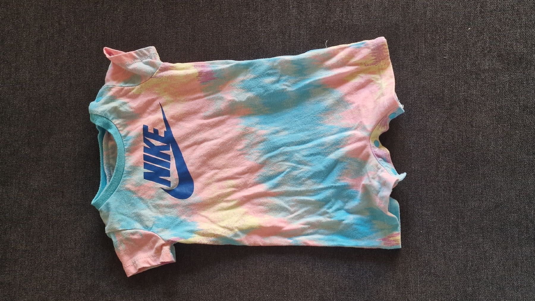 Nike Pullover & Sweatshirts: Baby Nike  – Gebraucht aus Basel von mar_jfl8