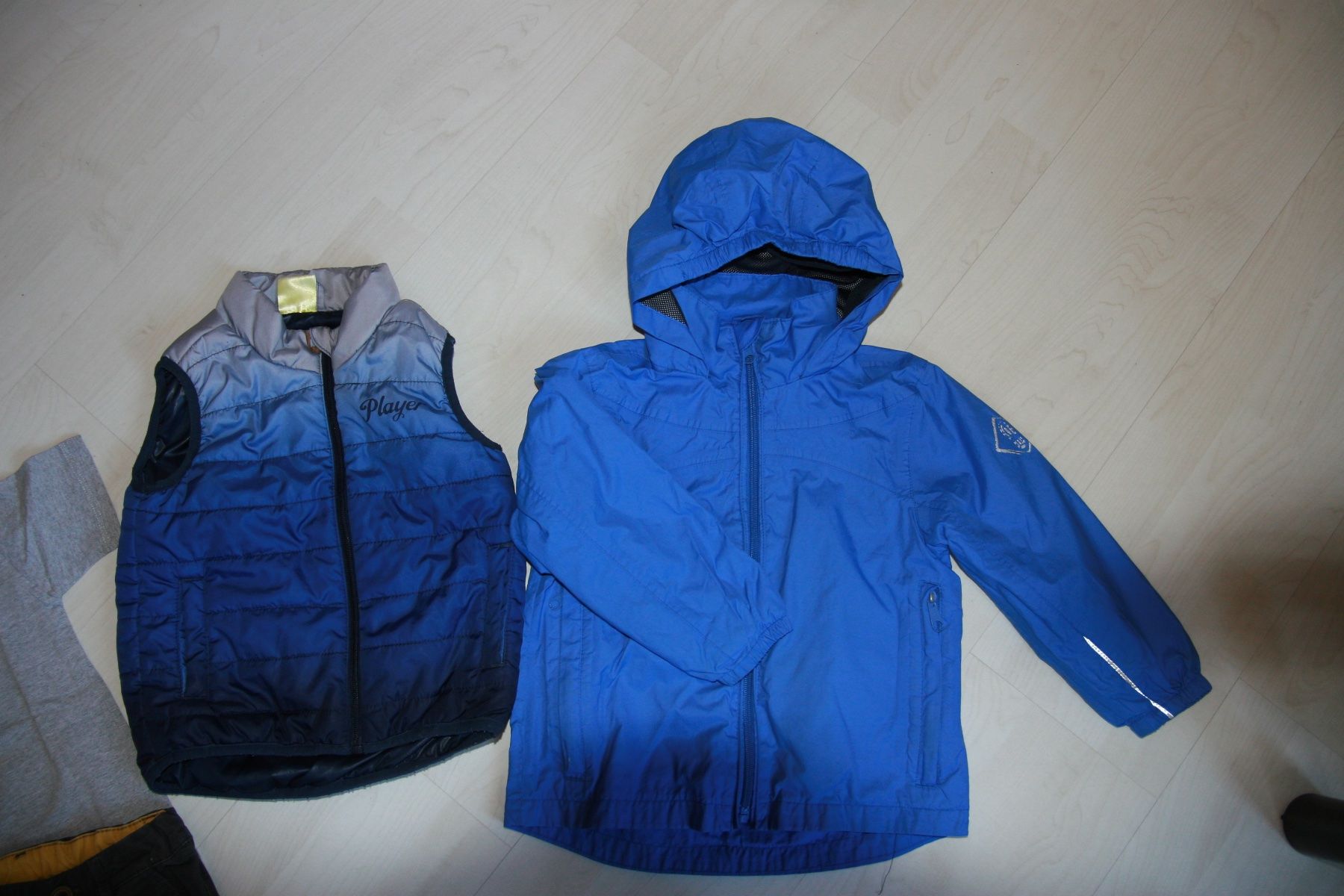 Lotti & Set di vestiti: Kleiderpaket  9 Teile Gr. 92 – Usato da Fislisbach venduto da lorgli 4