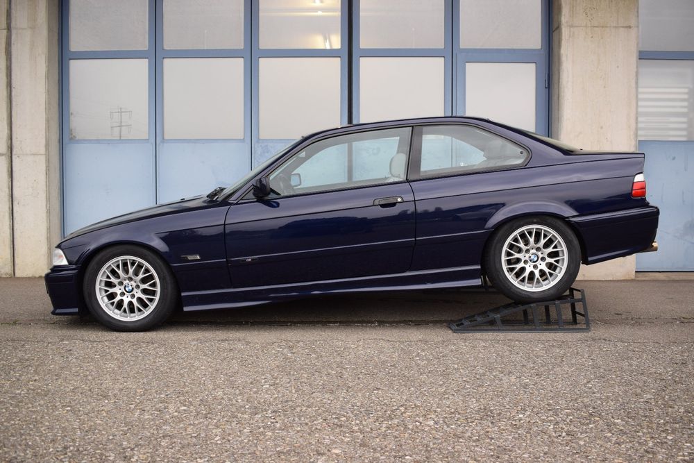 BMW E36 323i Coupé ///M-Paket + MFK *CLASSIC* (Gebraucht) in Weinfelden ...