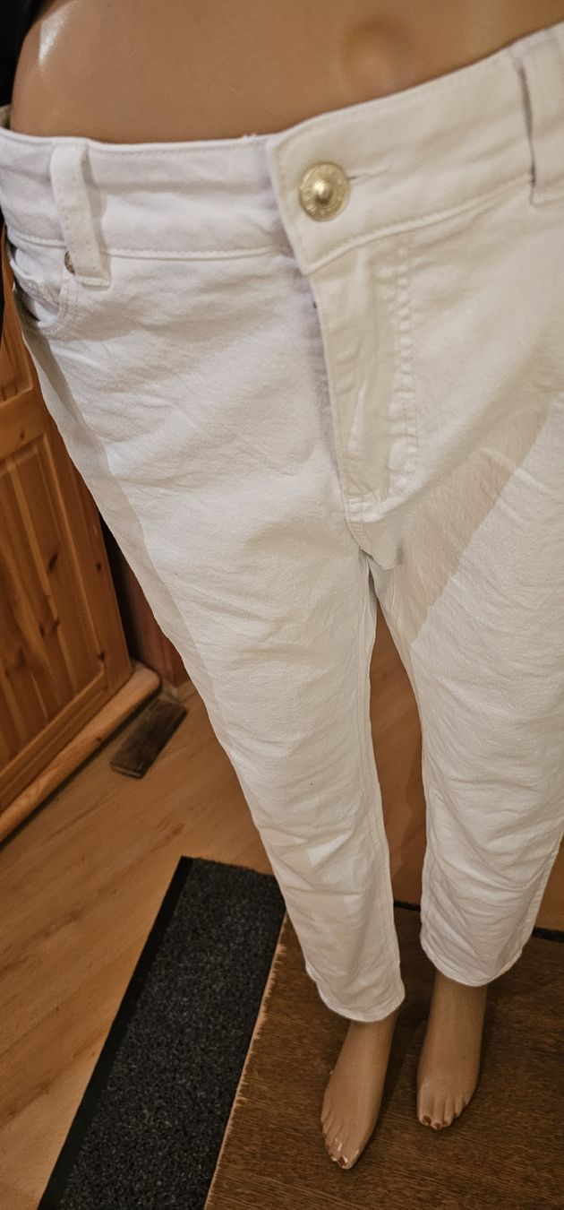 Lotti di vestiti: Versus Oberteil gr.M und weisse Jeans gr.40 – Usato da Ferden venduto da jemyce 1