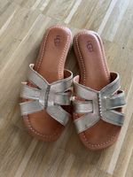 Slides von Ugg