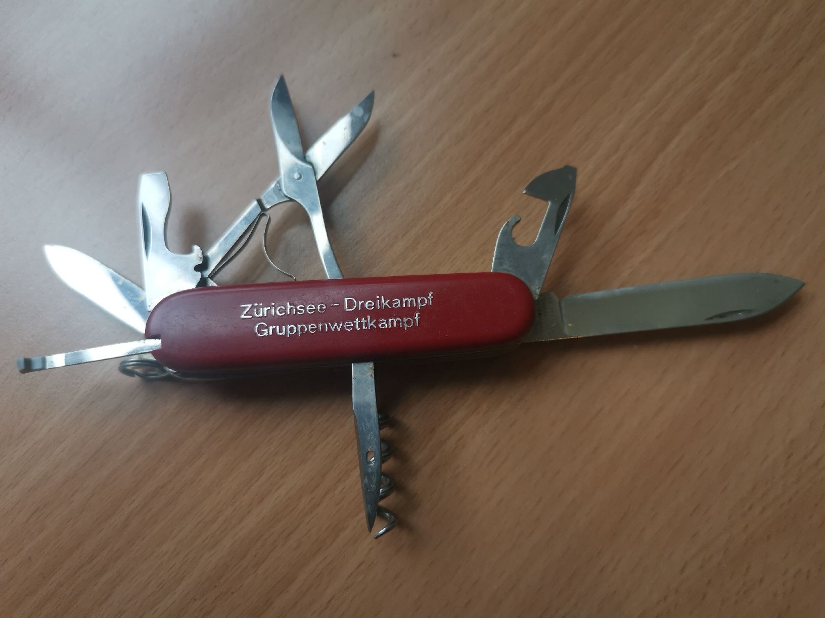 Victorinox Coltelli tascabile: Taschenmesser Victorinox – Usato da Egg b. Zürich venduto da Pronsch