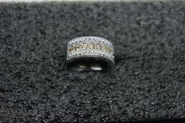 Ring mit Zirkonia Steinen silberfarben Größen: 54, 56  neu