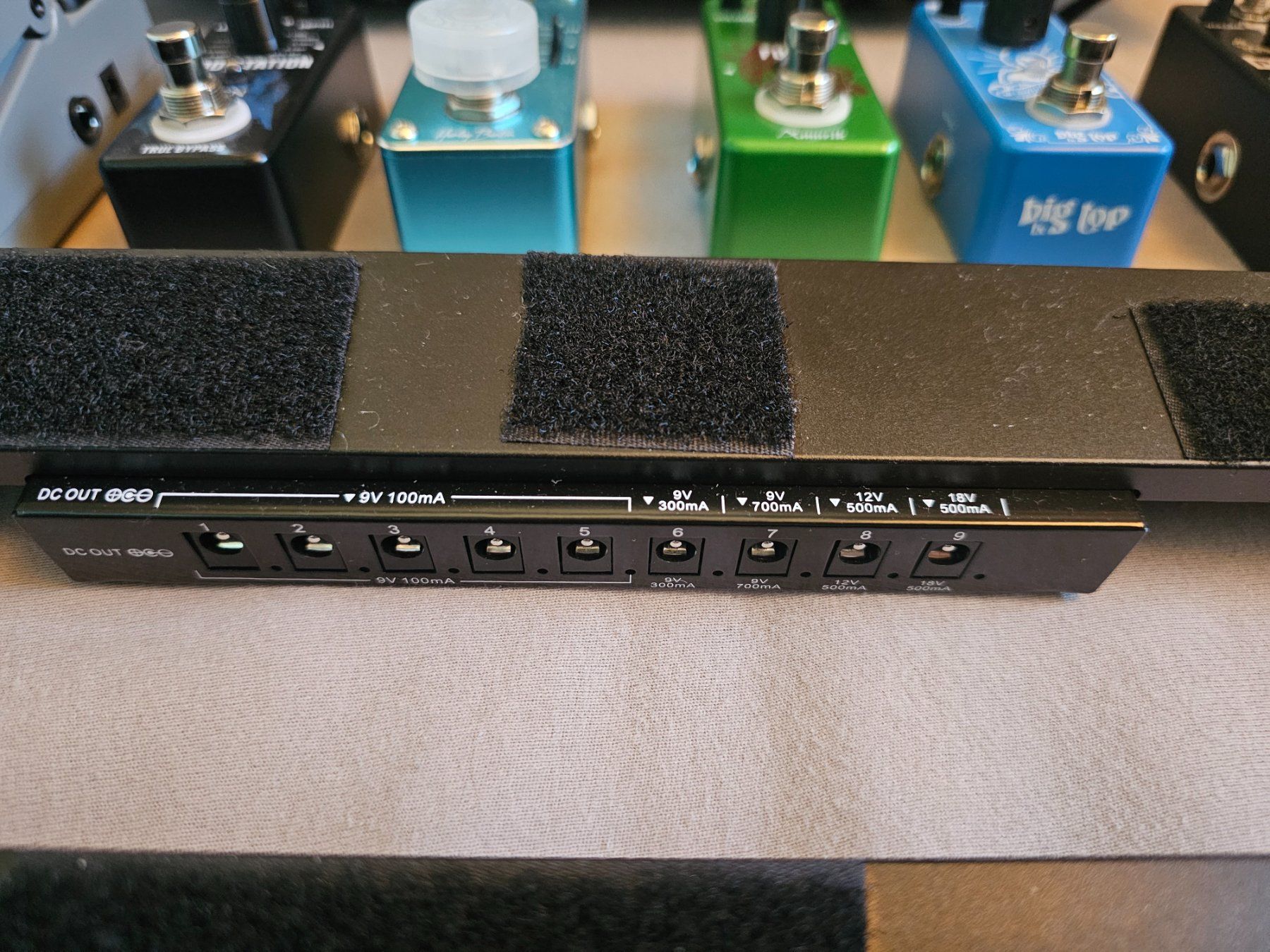 Strumenti musicali: Pedalboard Gitarre – Usato da Uttigen venduto da lonicera01 1