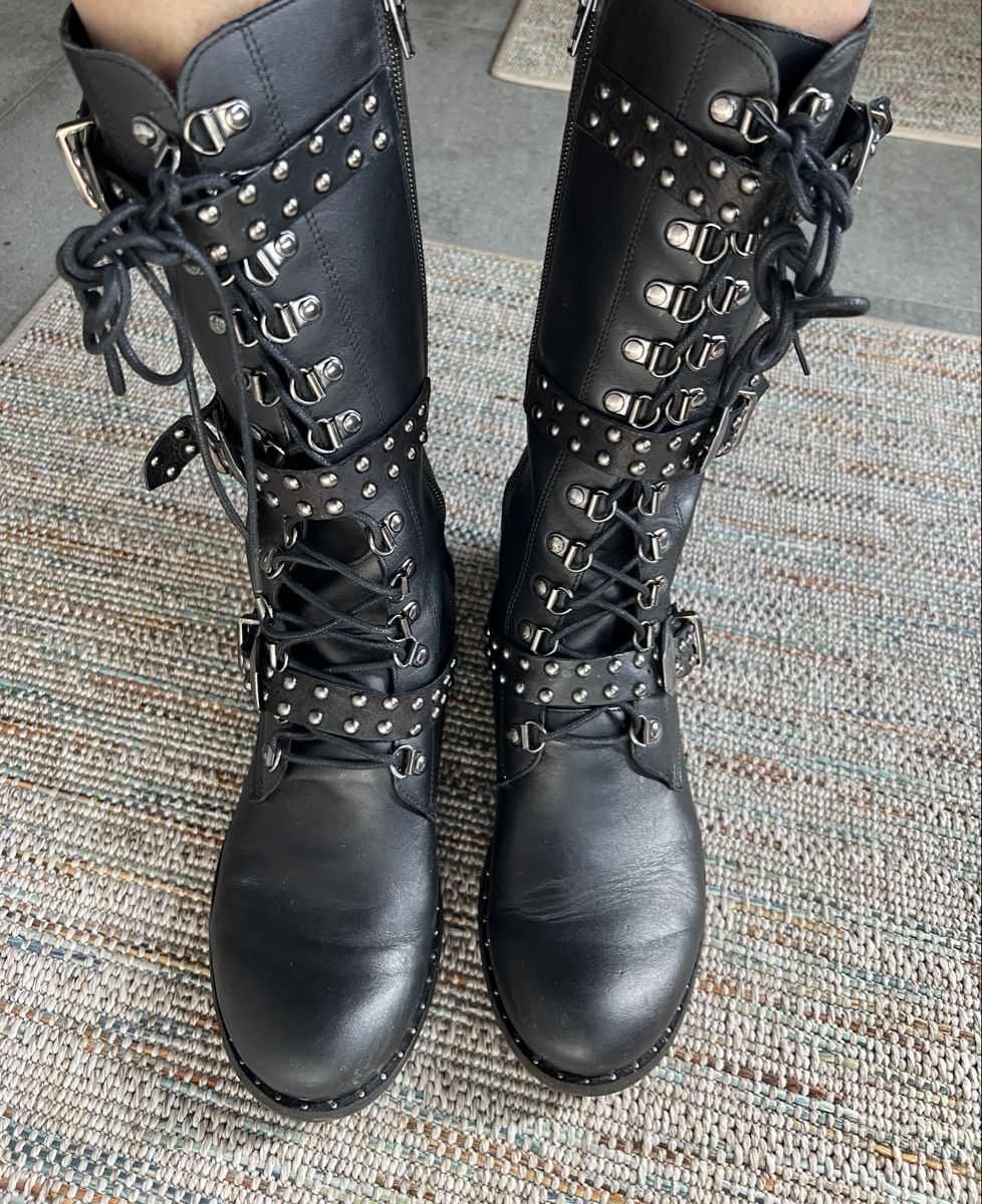 Damenschuhe: Cool Black Leather Studded Boots Size 39! – Gebraucht aus Cama von UnleashdByAna 3