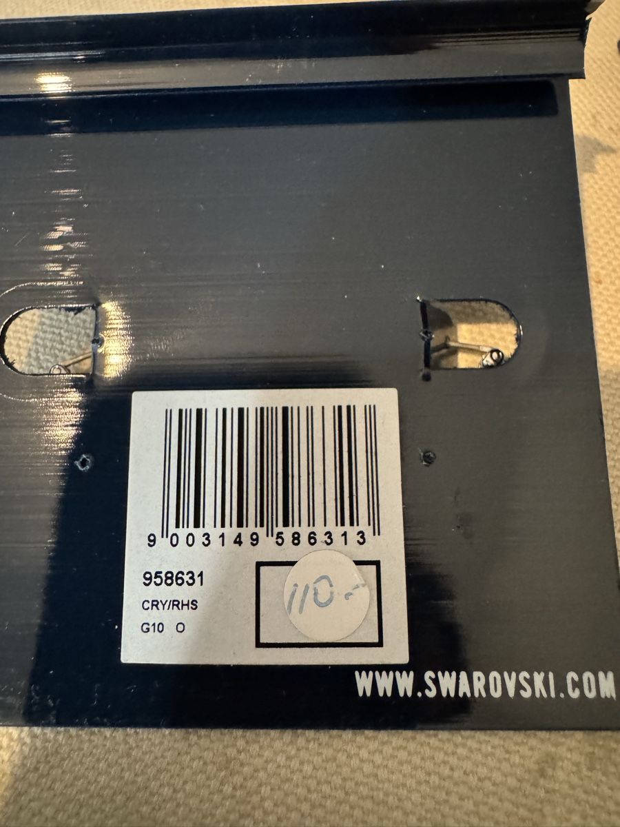 Swarovski Orecchini pendenti & Orecchini a lobo: Swarovski Creolen Originalverpackt – Nuovo (secondo la descrizione) da Interlaken venduto da Bersen94 2