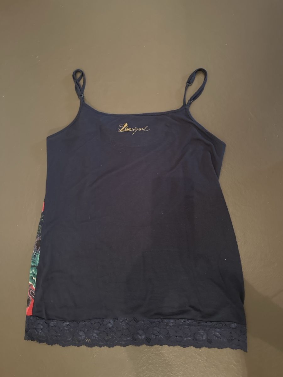 Desigual Top: Damen Top Desigual Gr L  dunkelblau – Usato da Baltschieder venduto da YmroBe 1