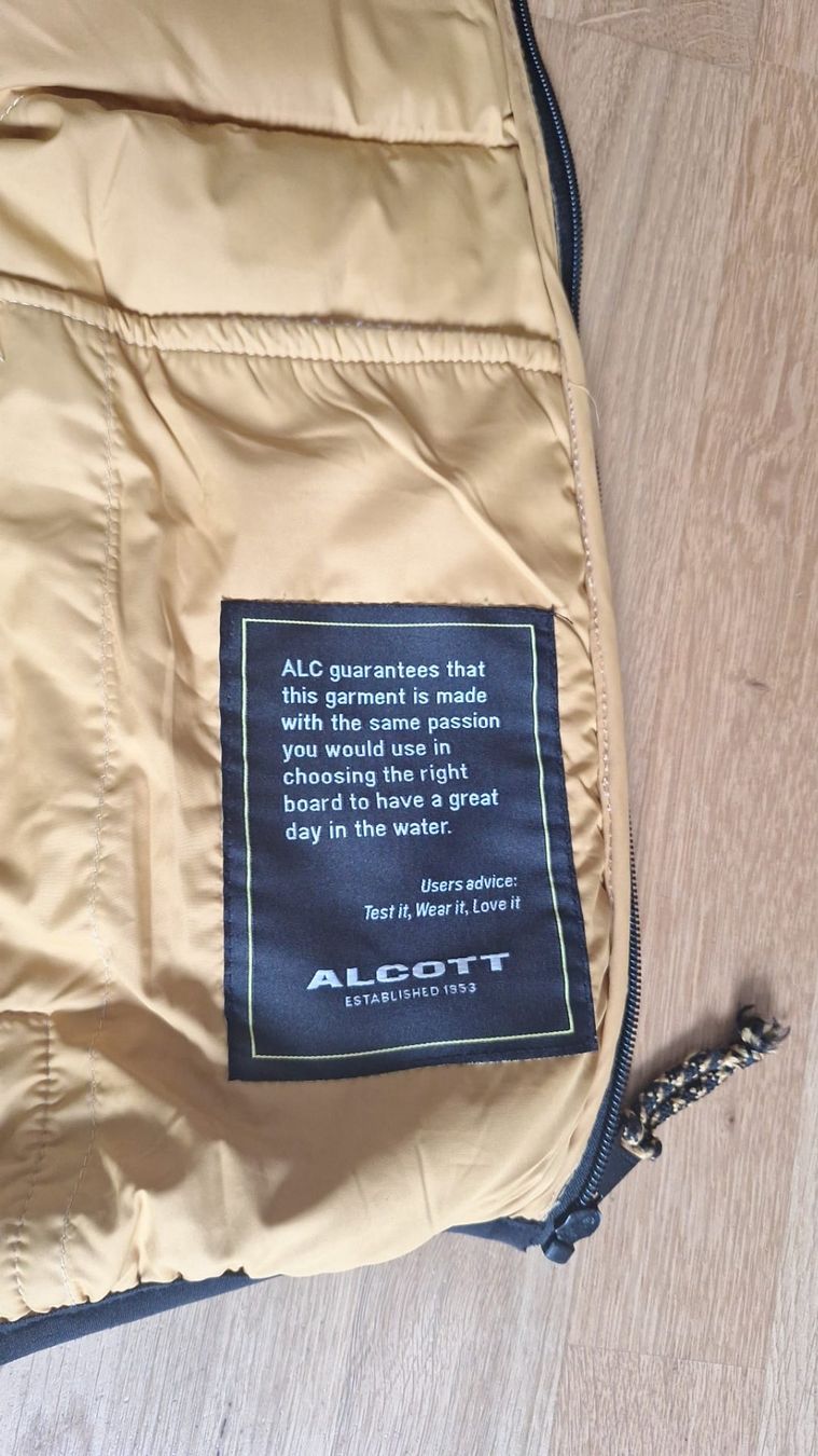 Gilet & Giacche: Herren Steppweste von Alcott Gr.S – Usato da Chur venduto da blackcat10 4