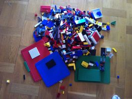 Lego Teile Konvolut BRICKS AND MORE(CIRKA 2.7 KG) P.2