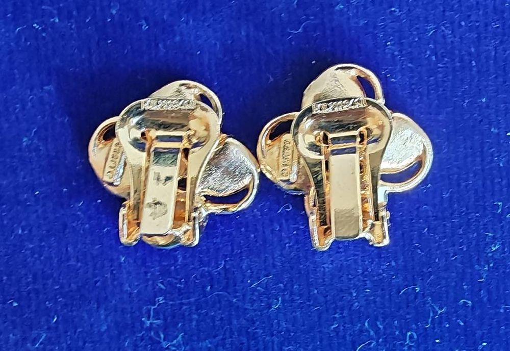 Clips d'oreilles Vintage CRAFT Émail blanc et noir, Rare (Gebraucht) in ...