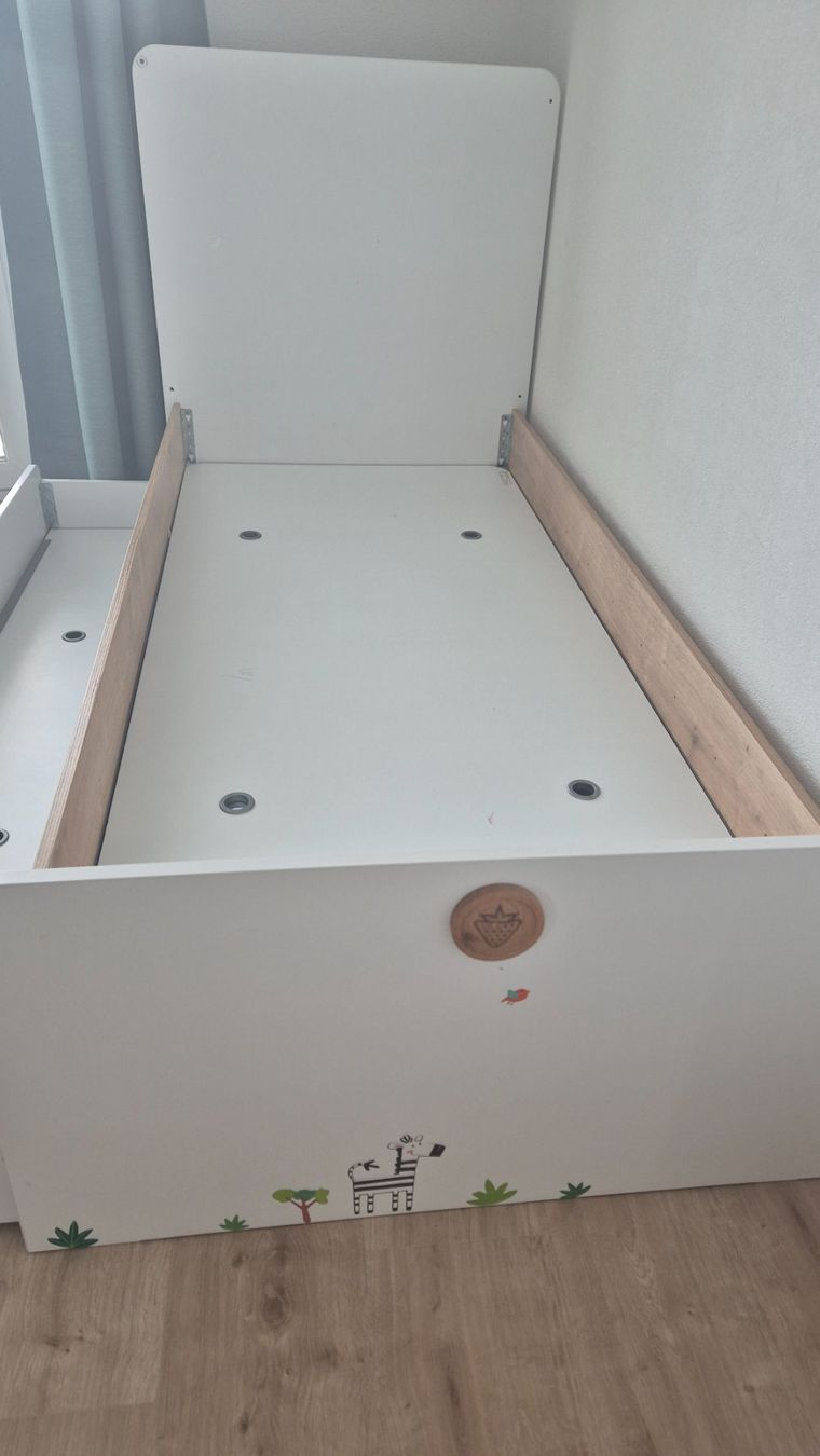 Letti: Kinderbett – Usato da Brügg BE venduto da Tub_san 1
