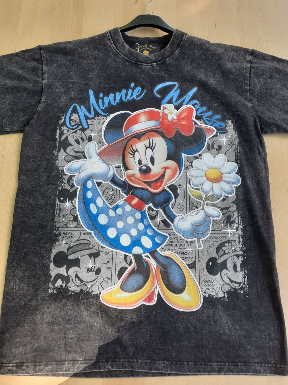 T-shirt: Minnie Mouse T-shirt in XL – Nuovo (secondo la descrizione) da Zürich venduto da Crocuda