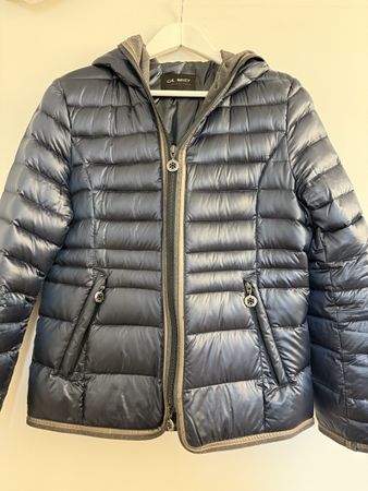Gil Bret Daunenjacke Gr. 38, Top Zustand, Winter-Sale!