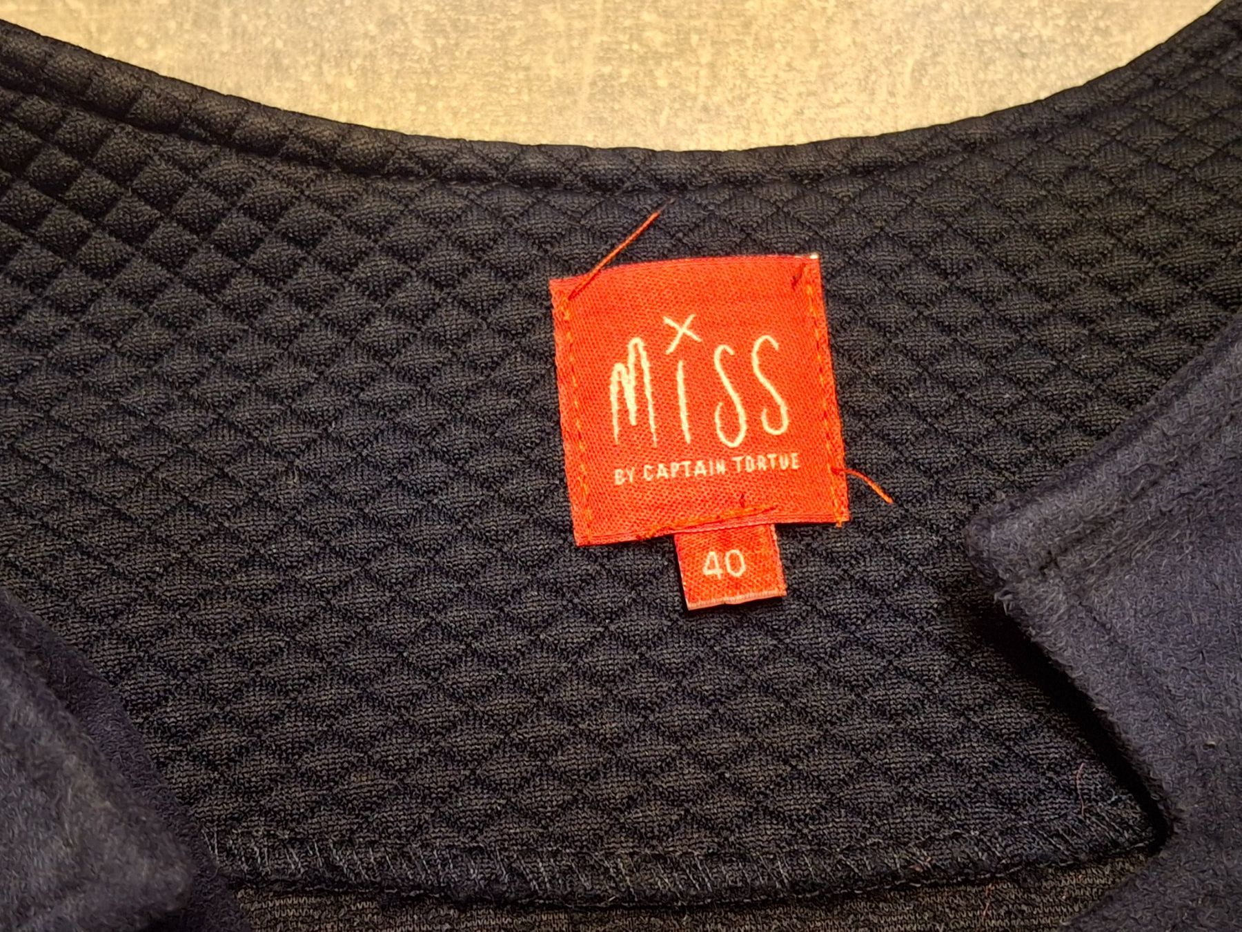 Giacche: Veste légère taille 40 marque Miss Captain – Usato da Villiers venduto da san_jn5w 3