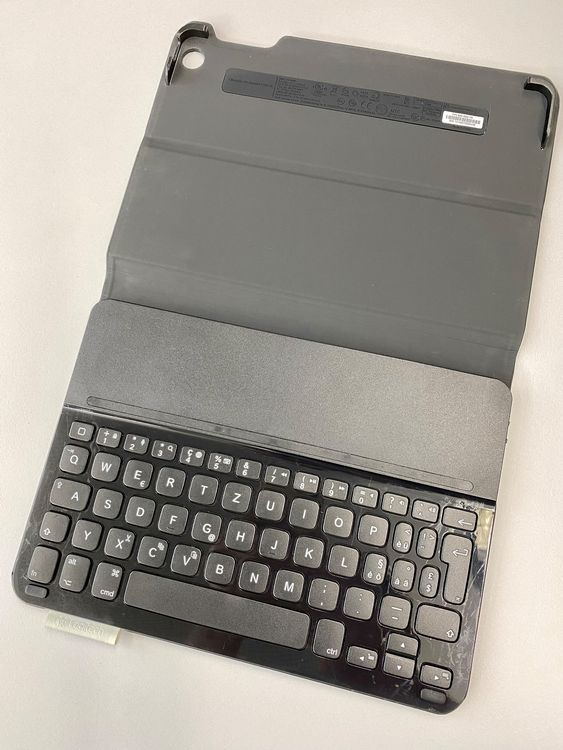 Logitech ultrathin Keyboard Folio i5 zu Apple iPad Pro 9.7“ Kaufen auf Ricardo