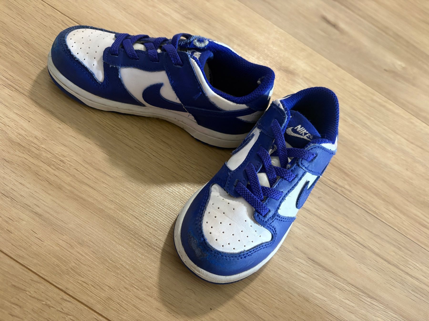 Nike Scarpe per ragazzi: schuhe – Usato da Forch venduto da eri_7rdg