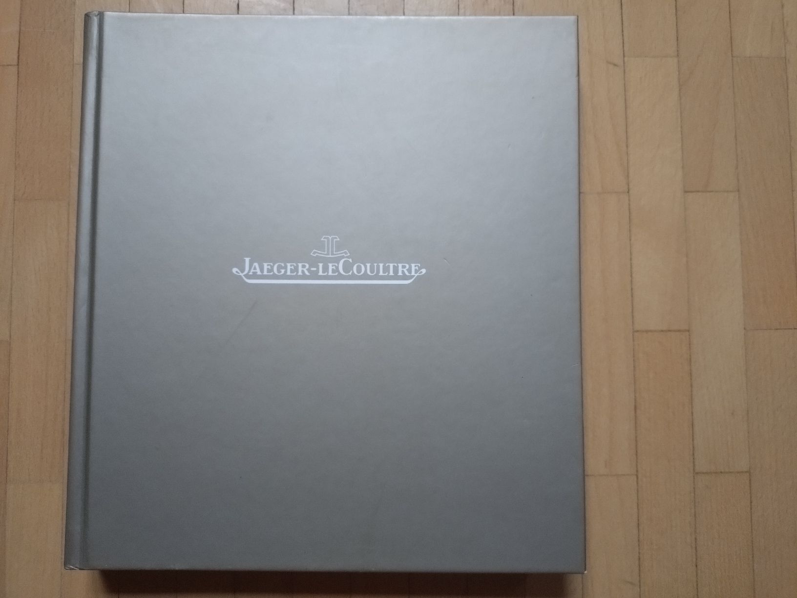 Libri: Livre Jaeger-LeCoultre, Édition 2008 – Usato da Farvagny-le-Grand venduto da LaCaverne