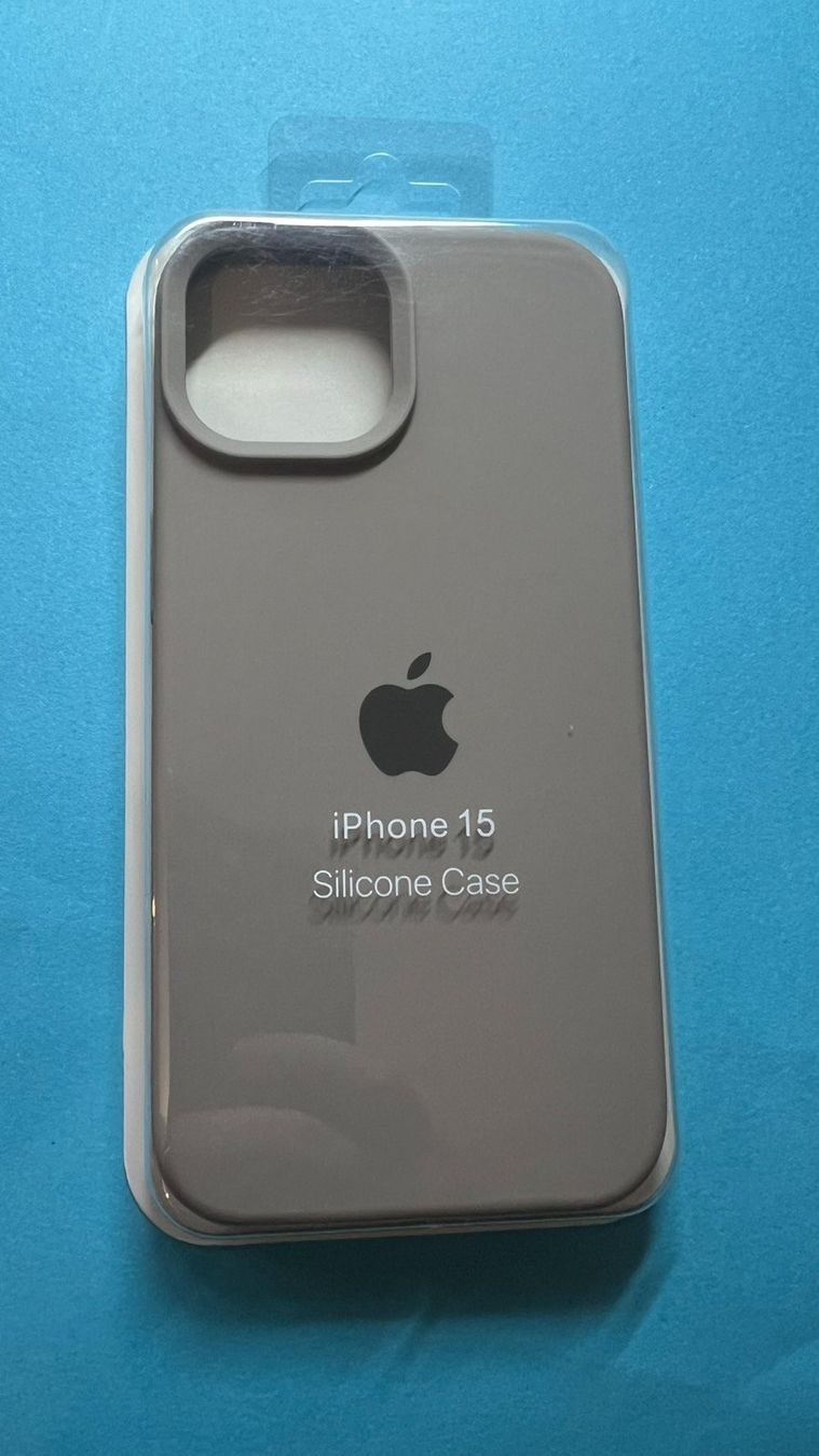 Cover & Protezioni schermo: Coque iPhone 15 \  iPhone 15 Hülle – Nuovo e nell'imballaggio originale da St-Cergue venduto da vpr_7v8g