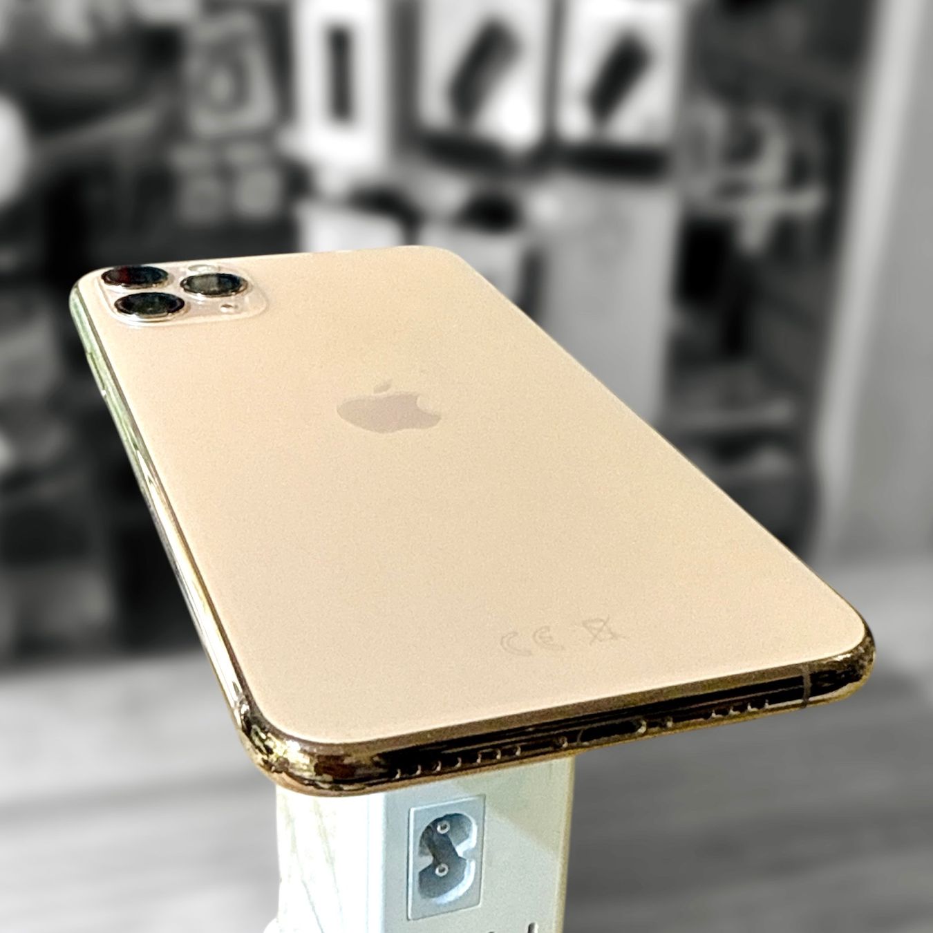 Apple Telefoni cellulari / Smartphones: Châssis Complet iPhone 11 Pro Max (Original demonté pulled) – Usato da Morges venduto da DA-repa 3