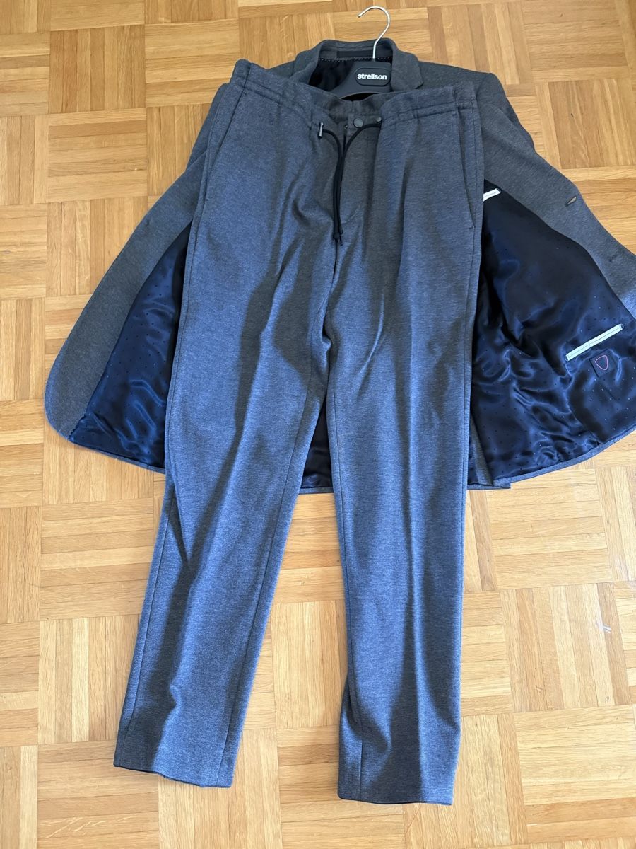 Costumes: Anzug – D'occasion à Oberglatt ZH par sam_vs55 4