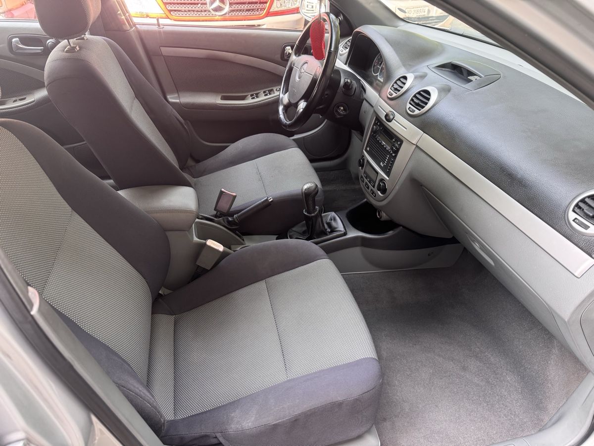 Chevrolet Automobili: Chevrolet Nubira 2.0 diesel – Usato da Veyrier venduto da Chessmann_Douane1255 4