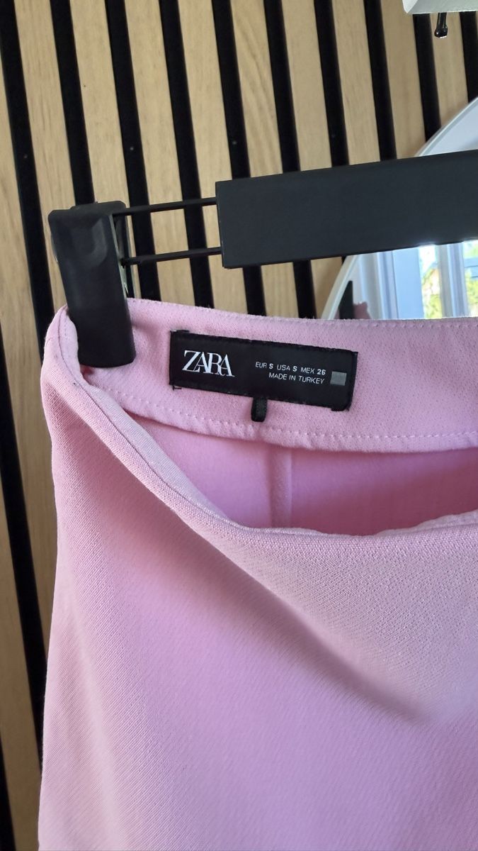 Zara Gonne: ZARA Skort, Rosa, Gr. S – Usato da Horn venduto da FashionFlowerCh 2