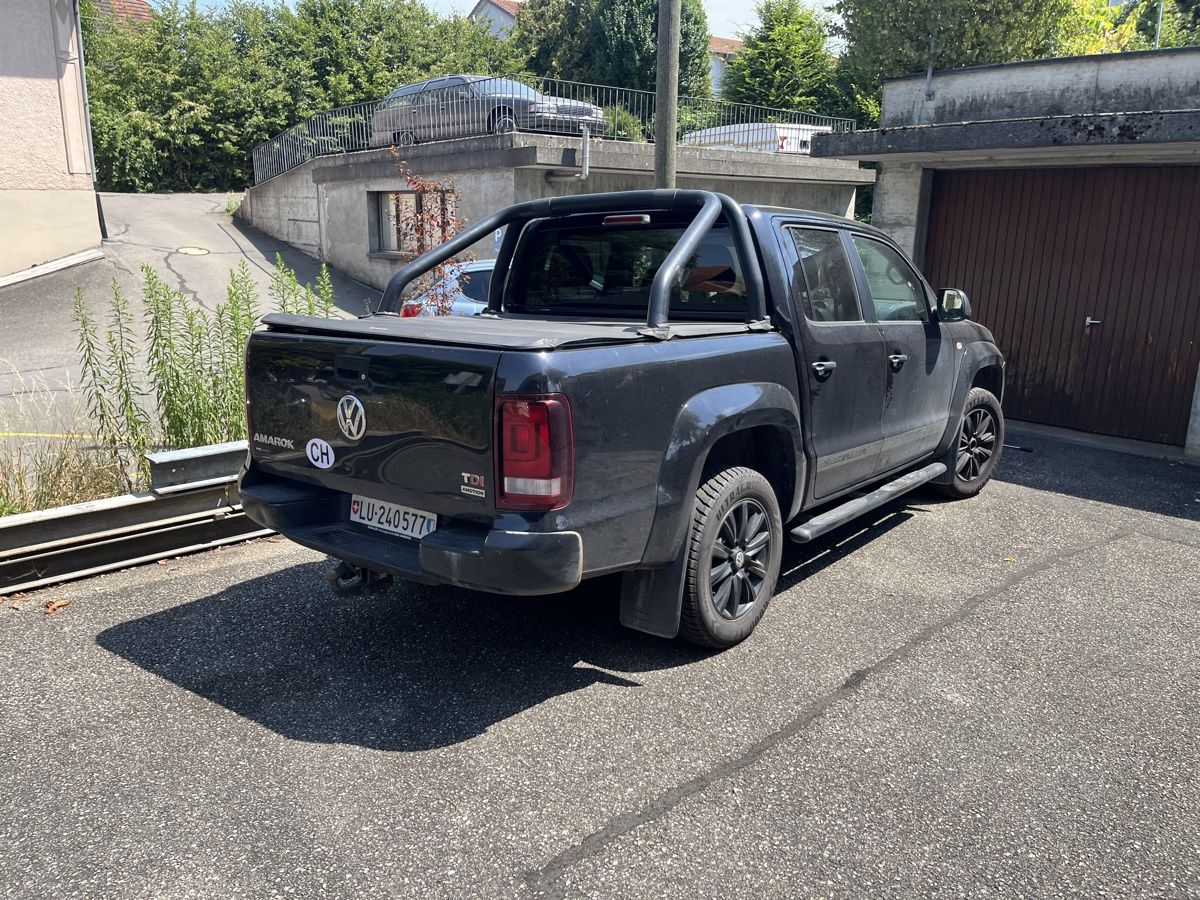 VW Automobili: VW Amarok 2.0 TDI DSG Dark Label – Difettoso da Ermensee venduto da SchallerHUF 6