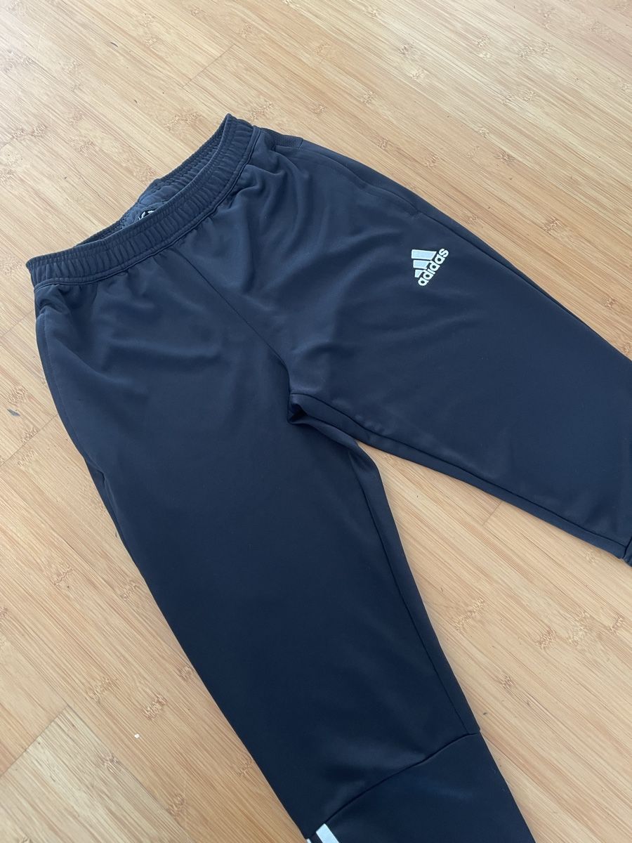 Adidas Pantaloni: Adidas Trainerhose – Usato da Kreuzlingen venduto da qos_99wt 2
