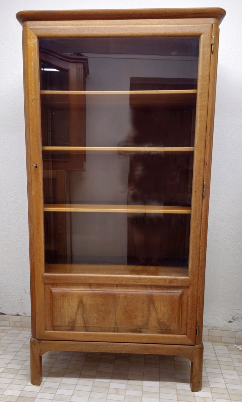 Vitrines: Vitrine – D'occasion à Walenstadt par pedroju-1