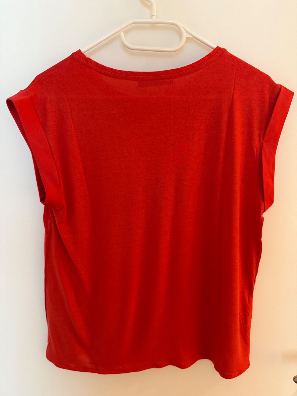 Mango T-Shirts: Mango Basic Shirt, Grösse S, Rot - NEU – Neu (gemäss Beschreibung) aus Buhwil von Lin66 3