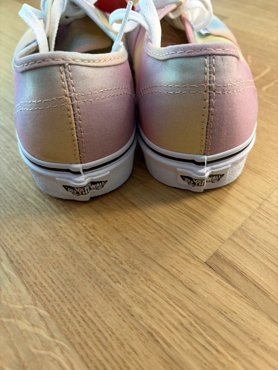 Vans Scarpe da donna: Vans Schuhe Pastel Regenbogen 38.5 – Nuovo (secondo la descrizione) da Thayngen venduto da golazo_vines 4