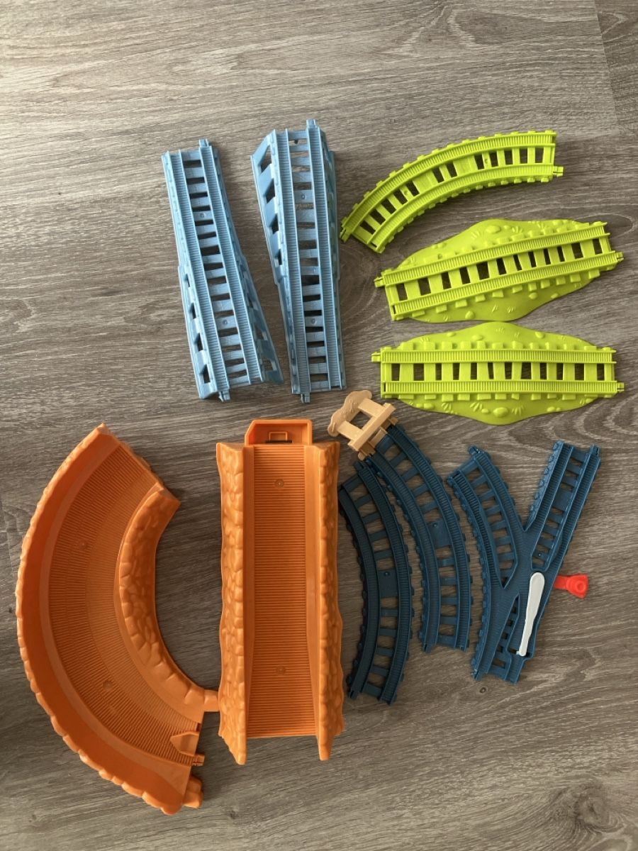 Giocattoli: Thomas & seine Freunde TrackMaster Looping-Spielset! – Usato da Hünibach venduto da Durisun 6