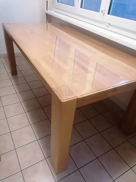 Tavoli: table salle à manger – Usato da Lausanne venduto da eri_wtq8 2