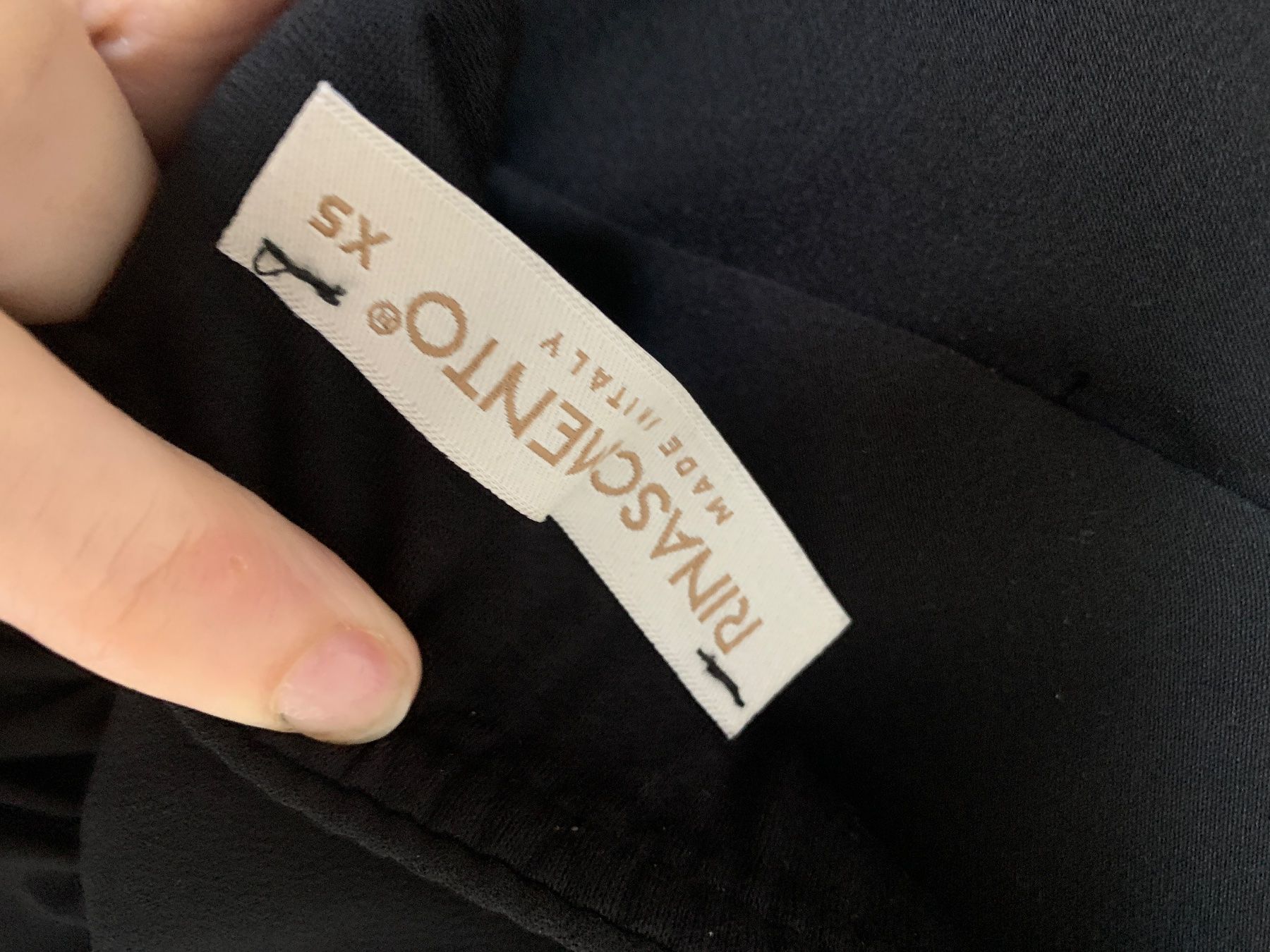 Robes: Abendkleid Rinascimento schwarzt XS – D'occasion à Küssnacht am Rigi par FFKA 2