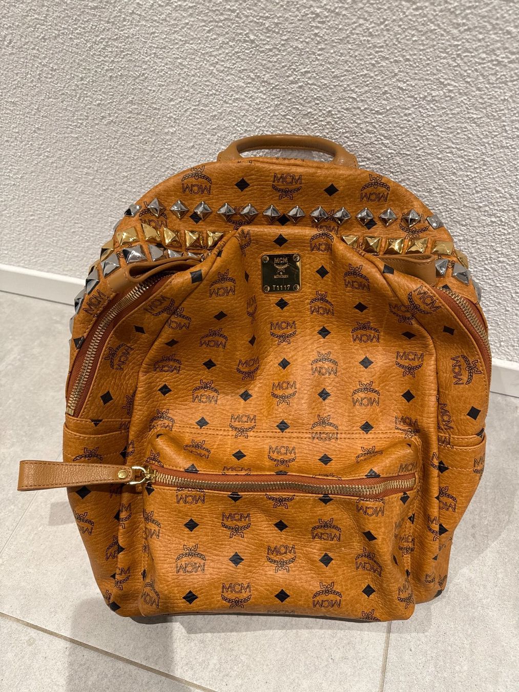 Mcm Zaini: Big MCM Backpack Leather, Used! – Usato da Thalheim an der Thur venduto da danabanana