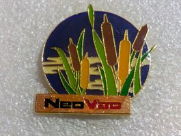Ansteckpin 165: NeoVac