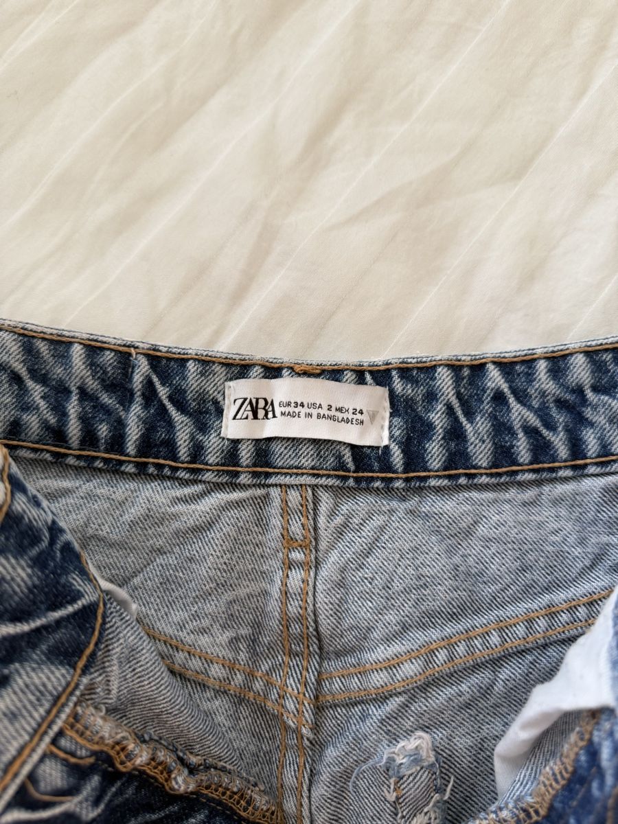 Zara Jeans: ZARA Denim Shorts, Gr. 34 – Gebraucht aus Volketswil von habibeoez 2