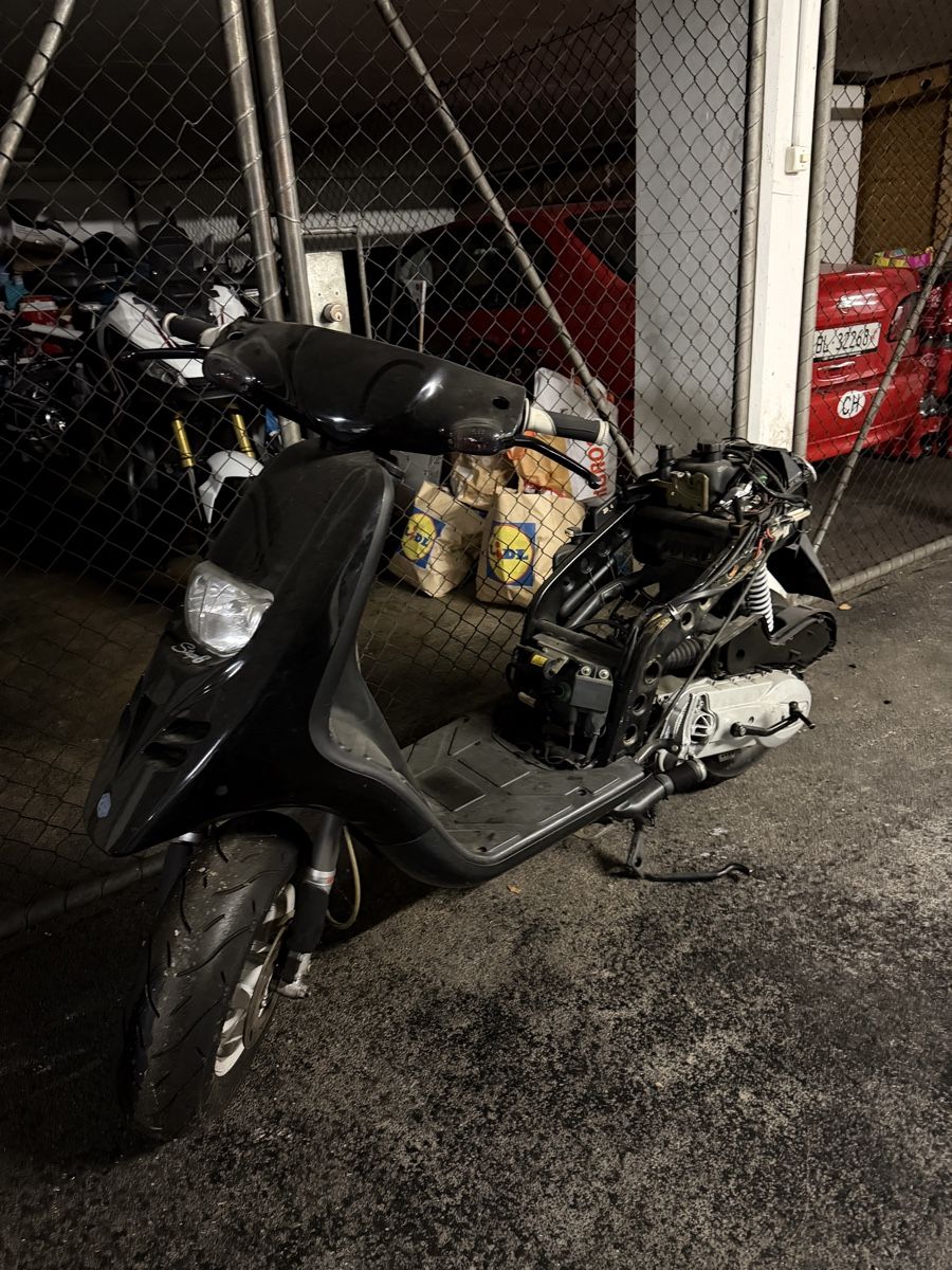 Piaggio Altro: Piaggio Typhoon 125 ccm 2 Takt – Difettoso da Muttenz venduto da Armany71