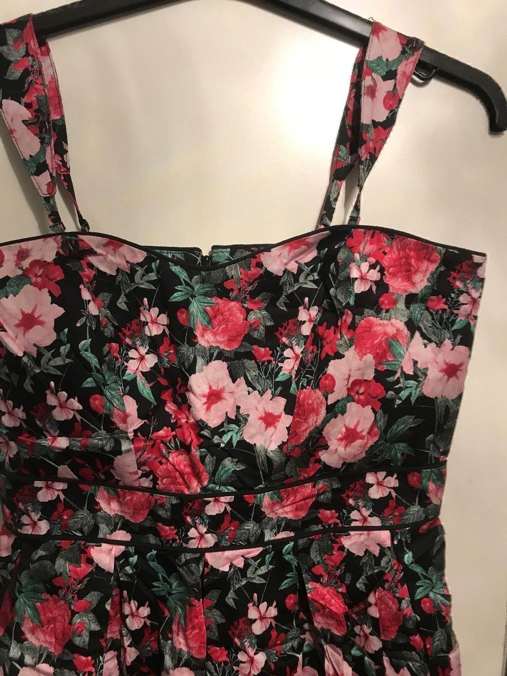 Vestiti: Cocktailkleid gr.40 – Nuovo (secondo la descrizione) da Pfungen venduto da FloretaK 1