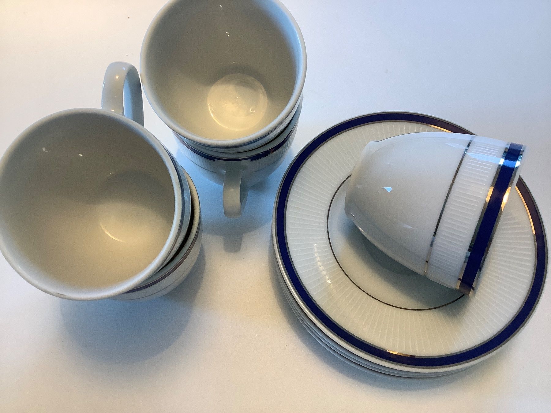 Set di piatti: Espresso-Tassen  und Untertassen – Usato da Triesen venduto da boston7 1