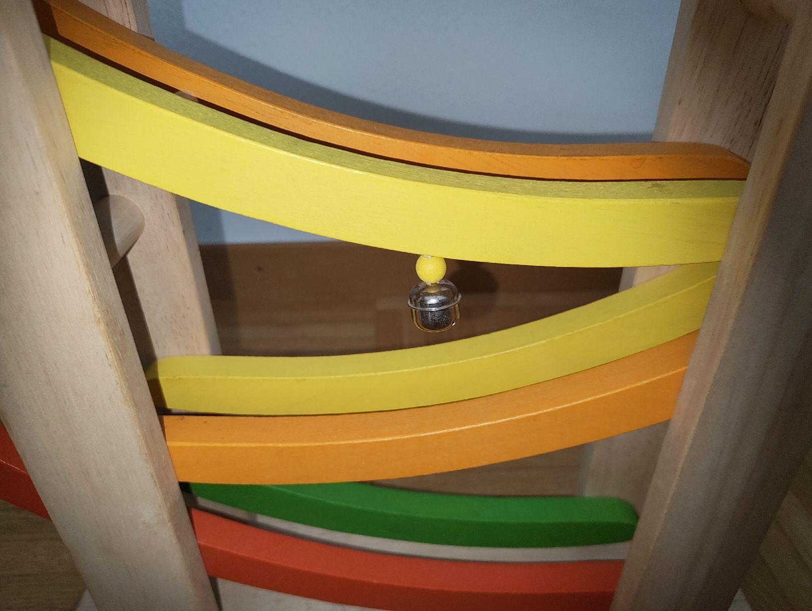 Giocattoli: Holz Rennbahn mit Auto – Usato da Thierachern venduto da _Sunshine_._ 2