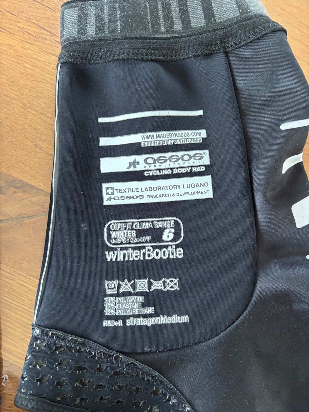 Herrenschuhe: Assos WinterBootie S7 Überschuhe – Gebraucht aus Thalwil von Swisshoneys 3